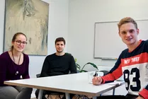 Elena, Jeremias und Niklas beim Interview Anfang Oktober im Arvantis Office. Foto: TUMJA